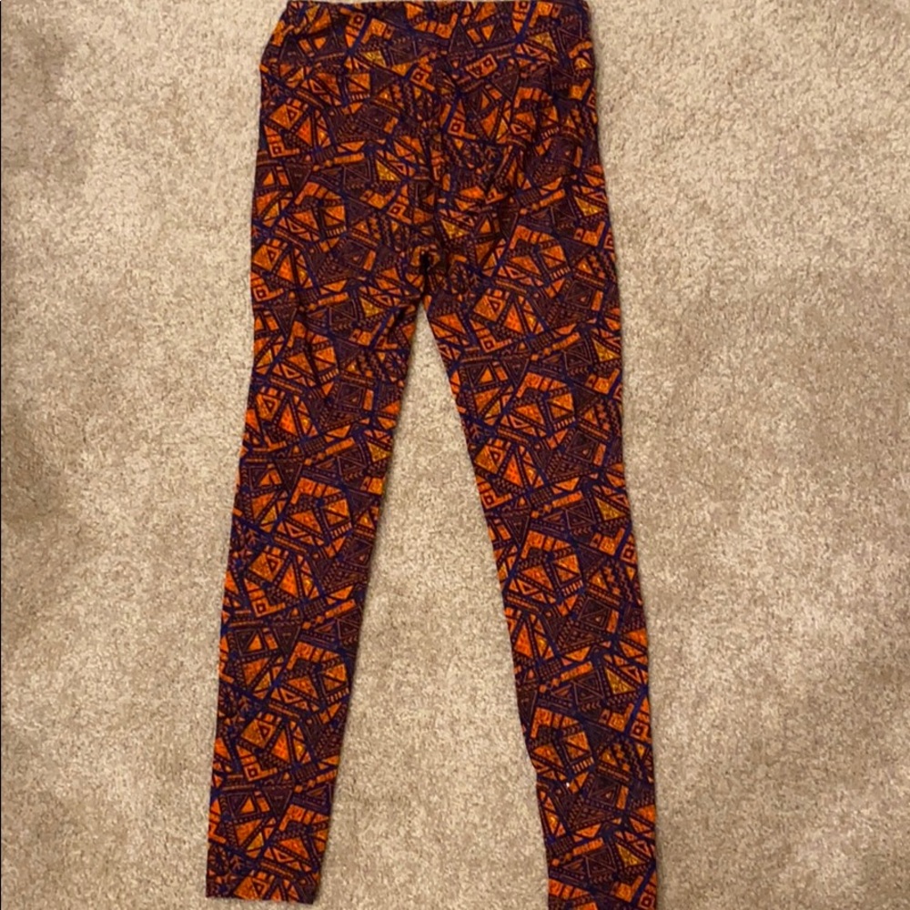 Cozy Lularoe leggings!